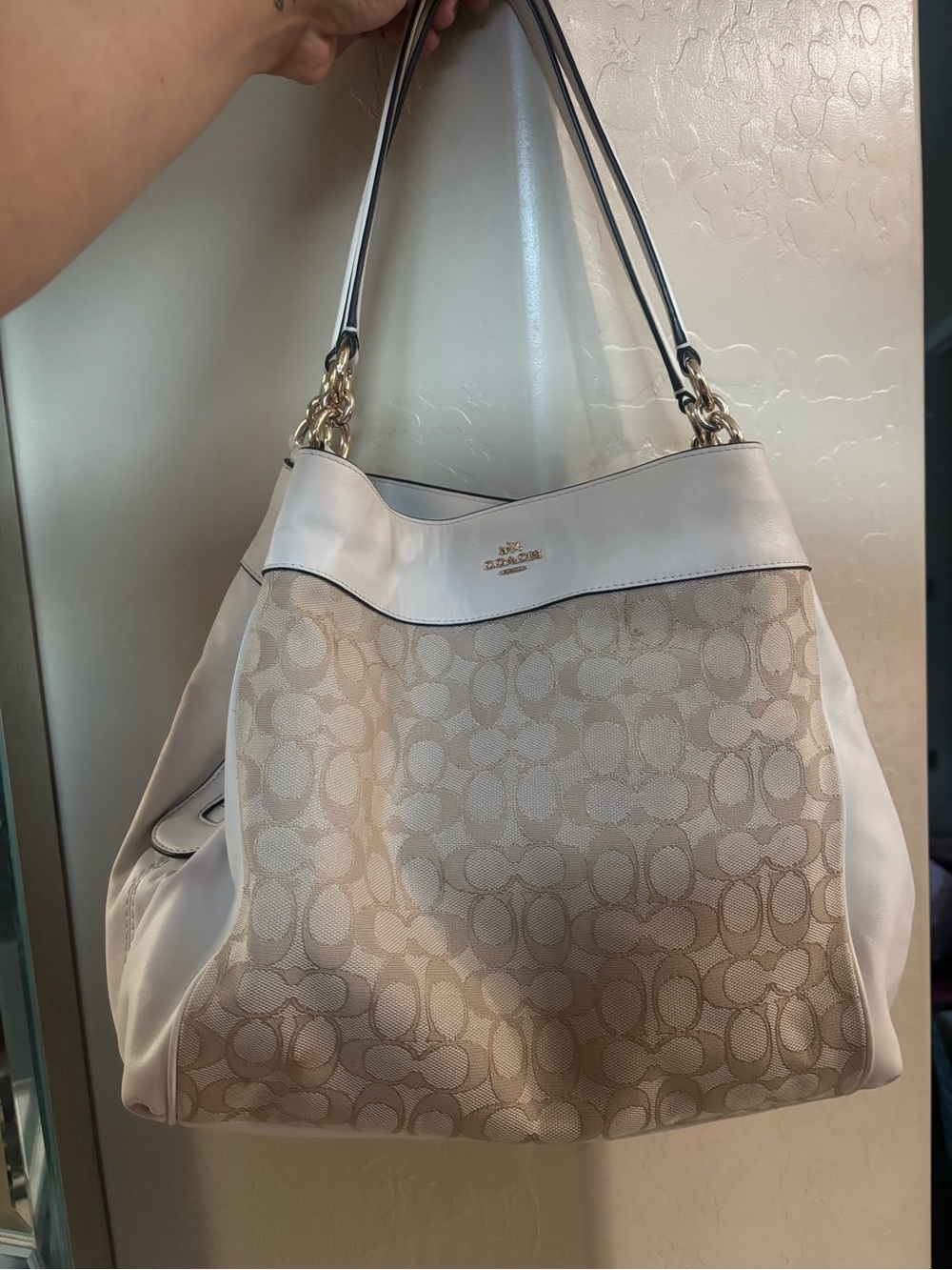 Coach Beige and white Signature Canvas Shoulder Bag